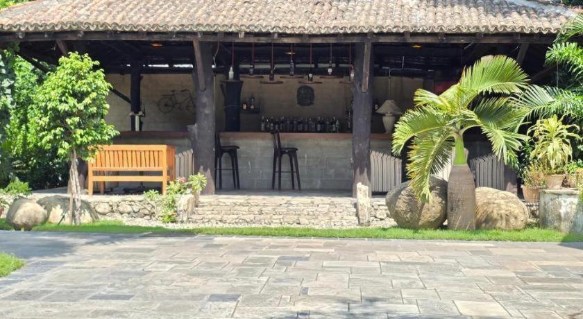 Club Denovo Otel Butwal Dış mekan fotoğraf